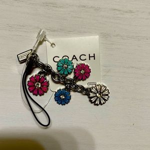 🆕️Coach- Daisy Charm